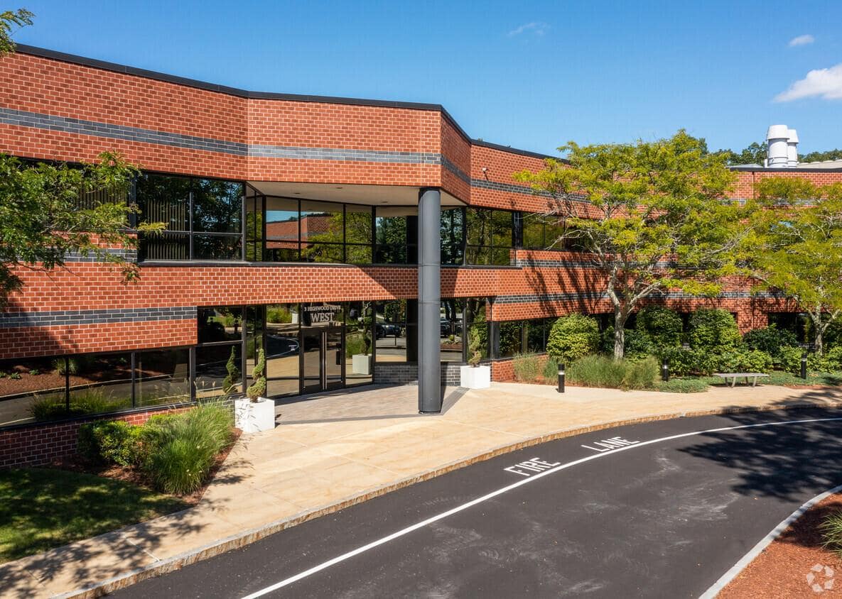 The Stubblebine Company/Corfac International Negotiates 11,000 SF Office Lease In Tewksbury