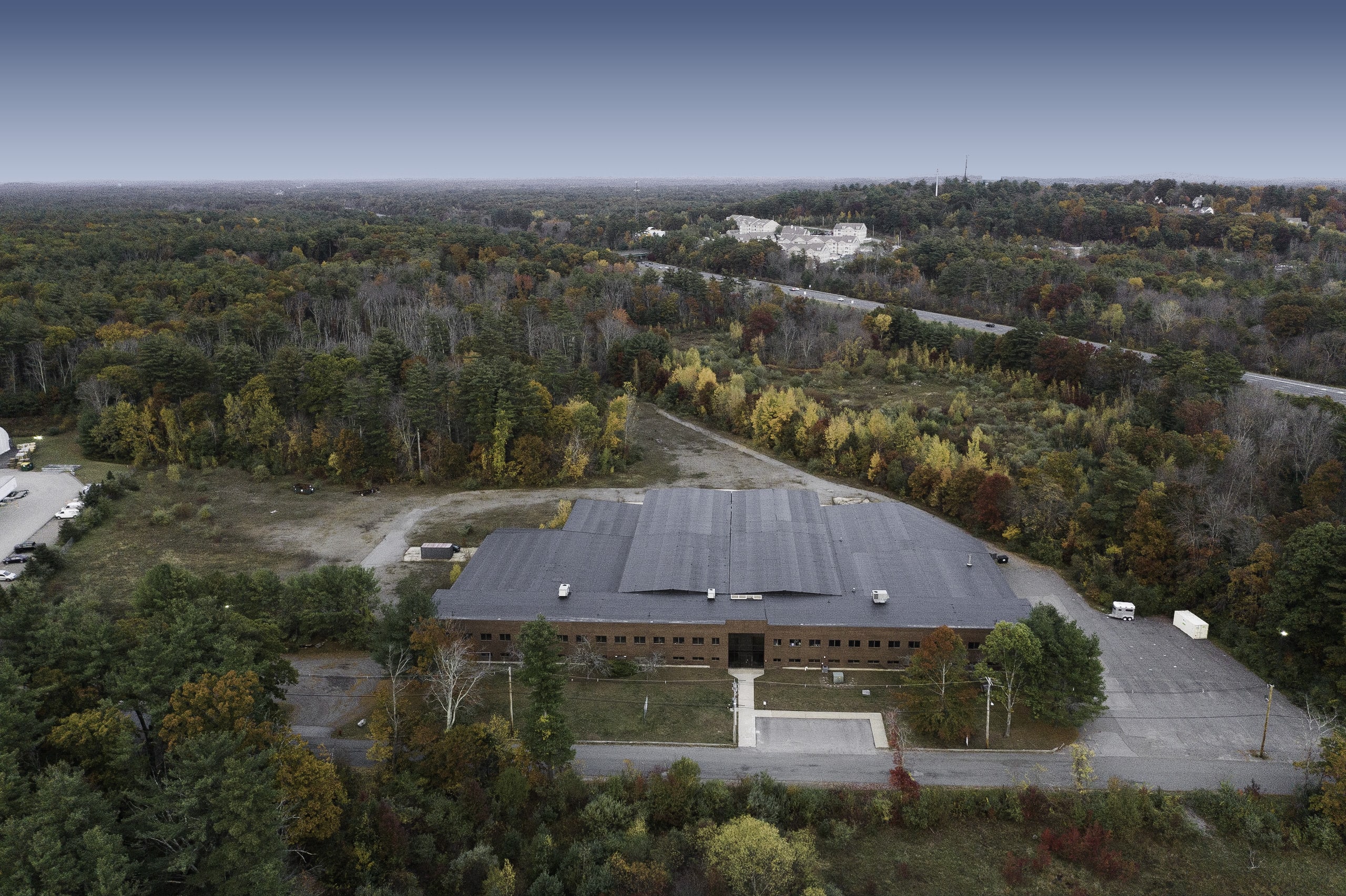 16 Carleton Dr, MA The Stubblebine Company, Commercial